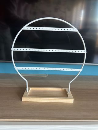 Expositor pendientes blanco