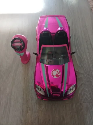 Macchina telecomandata Barbie rosa