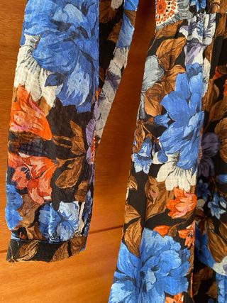 Vestido floral manga larga