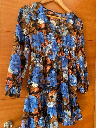 Vestido floral manga larga