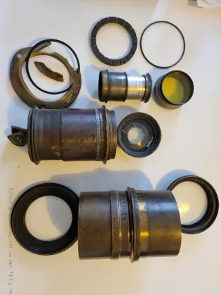 Lentes y piezas de óptica antiguas