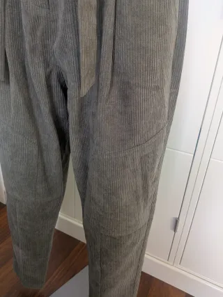 Pantalón pana mujer talla 40 verde oliva