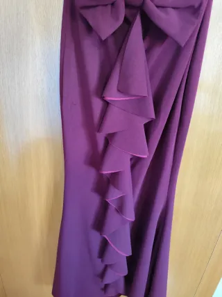 Vestido de fiesta granate