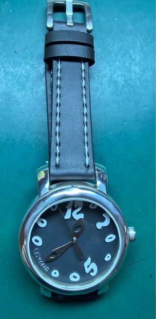 Reloj Uno de 50 Negro y Plateado