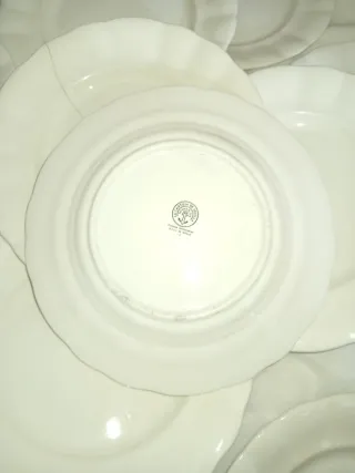 Platos La Cartuja de Sevilla Porcelana Blanca