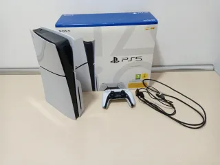 Consola Sony PS5 Slim Bianca e Nera