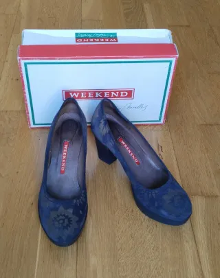 Zapatos de tacón Weekend piel azul floral