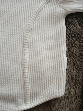 Jersey corto y ajustado Bershka talla S