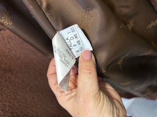 Abrigo de señora marrón con cuello de pelo