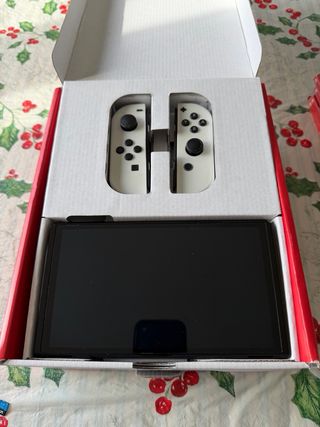 Nintendo Switch OLED Bianca