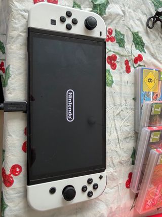 Nintendo Switch OLED Bianca