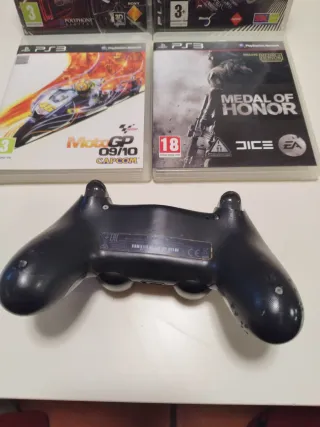 Lote 4 Giochi PS3 + Mando DualShock 4 in regalo.