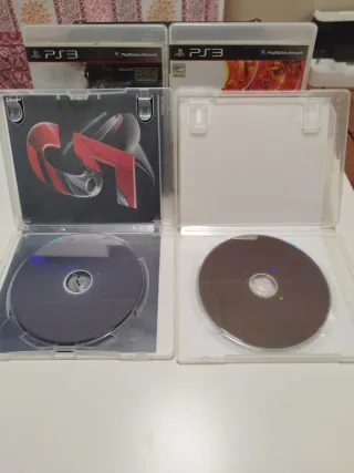 Lote 4 Giochi PS3 + Mando DualShock 4 in regalo.