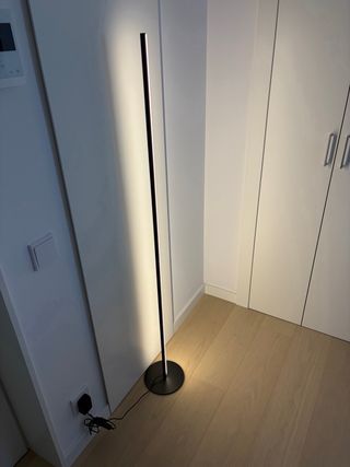 Lampara de pie LED 20w 1600LM 150cm alexa