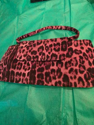 Zapatos de vestir Tessa de Baviera y bolso a juego