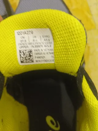 Scarpe Sneakers Asics Grigio Giallo