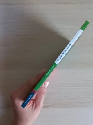 Los gigantes de la luna Edelvives Libro Nuevo