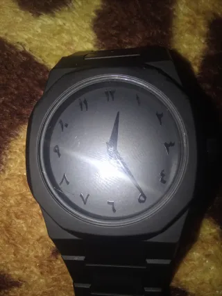 Reloj Negro y Gris