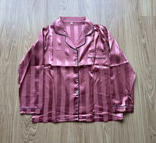 Pijama con rayas rosa M