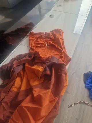 Lote 5 bañadores  2- negro -azul - animal- caldera