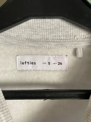 Sudadera gris sin capucha chica