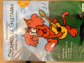 Guitarra española con funda y reposapiés poco uso