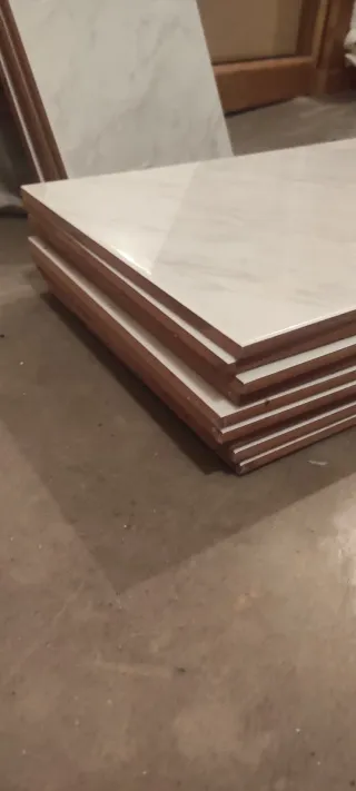 Lote de azulejos variados