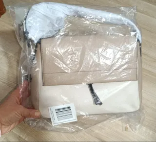 Bolso Parfois beige y blanco