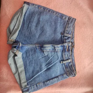 Pantalón corto vaquero Bershka Talla S