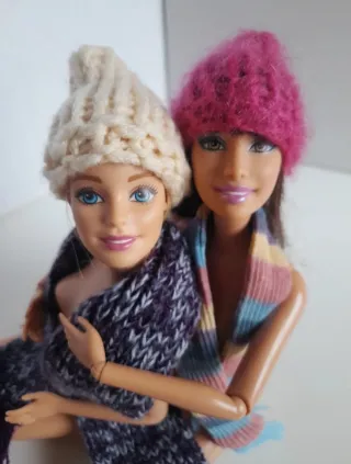 accessori inverno Barbie: cappelli sciarpe e borsa
