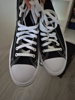 Zapatillas Converse Mujer Negras y Blancas