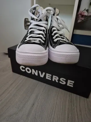 Zapatillas Converse Mujer Negras y Blancas