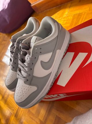 Nike Dunk Gris y Blanco