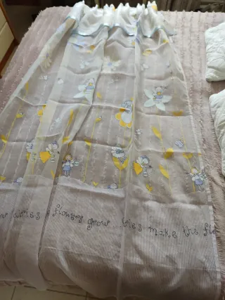 Cortinas infantiles con dibujos de hadas y flores