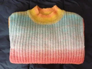 Jersey Bershka cuello alto multicolor