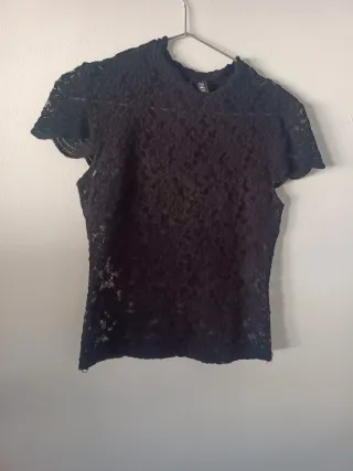 Top Zara encaje negro