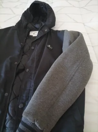 Cazadora niño negra y gris. Talla 14