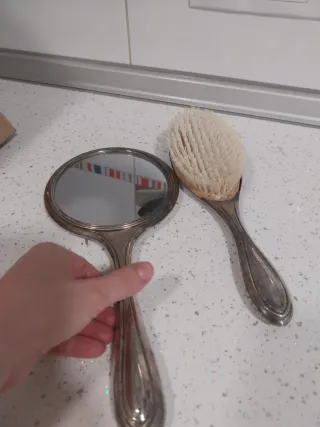 Tocador años 60: Espejo y cepillo