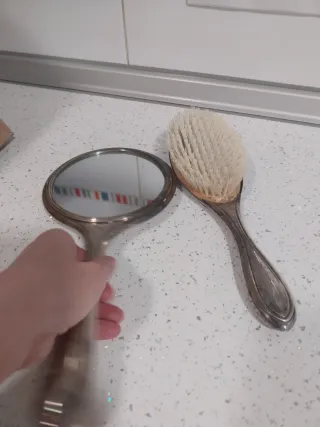 Tocador años 60: Espejo y cepillo