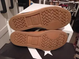 Zapatillas Converse Star Player 76 Negras Marrones