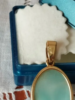 Colgante Oro 18K con Piedra Larimar Azul