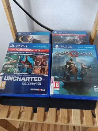 Consola PS4 con 4 Juegos No me interesan cambios