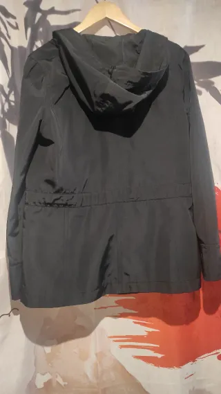 Chaqueta chubasquero poliéster mujer