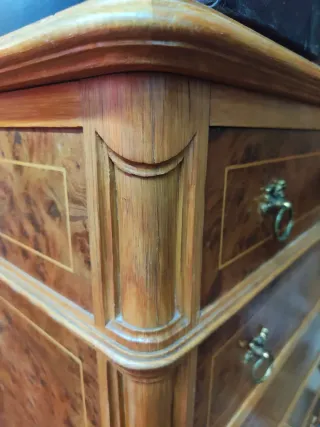 Sinfonier antiguo de ebanistería