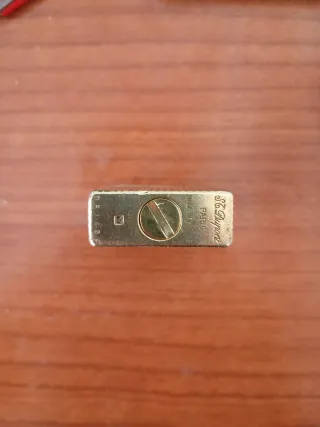 Mechero chapado en oro