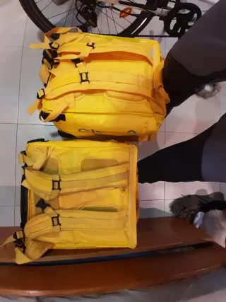 Mochila Glovo Amarilla