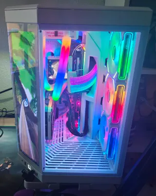 PC GAMA ENTUSIASTA CON RTX 5090