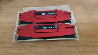 COMBO ROG MAXIMUS IX APEX + i7 7700K + RAM