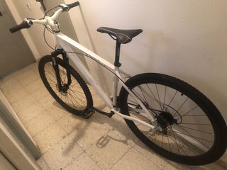 Bicicleta MTB 29” casi nueva
