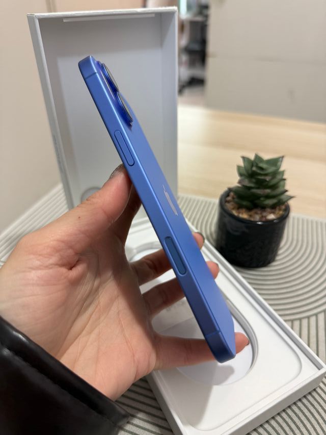 iPhone 16 Plus 128gb SEMI NUEVO